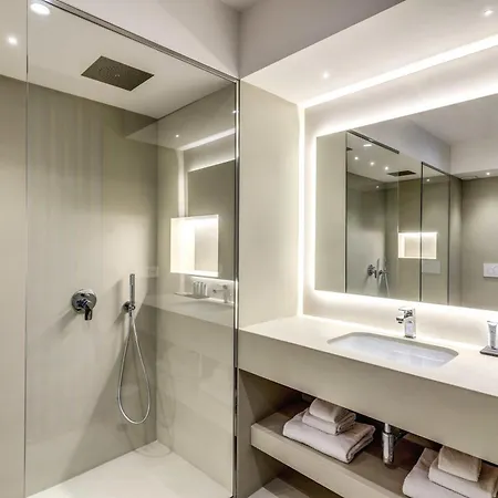 Milena Modern Elegance Views And Guest Services Villa